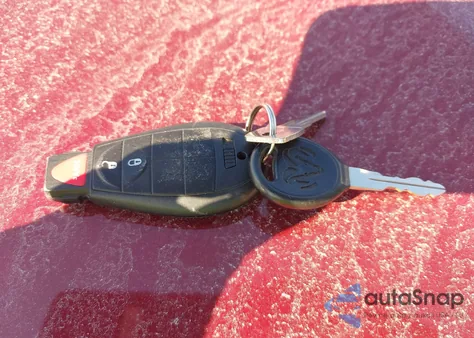 2013 Ram 1500 Big Horn z USA, uszkodzony, nr VIN 1C6RR7LT9DS630547